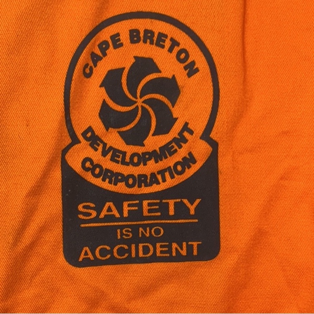 NWOT Cape Breton Development Corporation DEVCO Safety Work pants Vintage coal 34